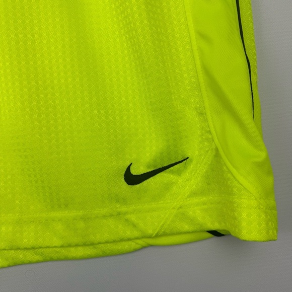 Nike | Men’s M Volt Yellow Dri-FIT Mesh Basketball Shorts - Picture 2 of 6